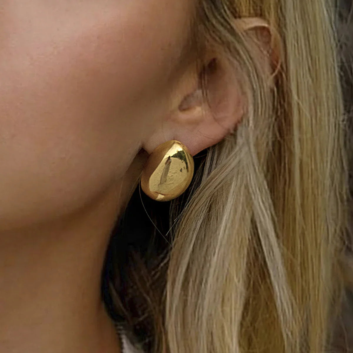 [Royal Vicky]Callista Gold Bean Earrings