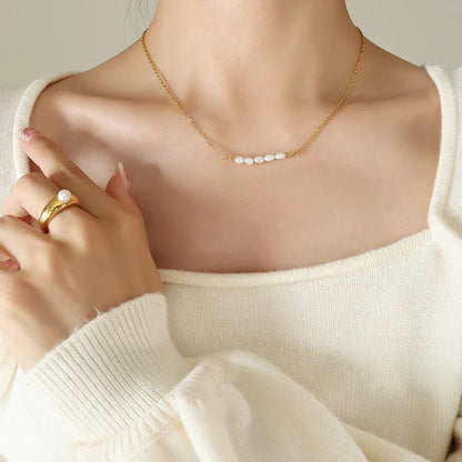 [Royal Vicky]Fleur Freshwater Pearl Gold Necklace