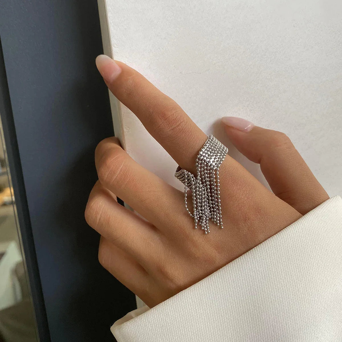 [Royal Vicky]Krystelle Gold Tassel Ring