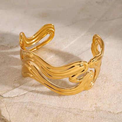 [Royal Vicky]Anissa Wavy Gold Bracelet
