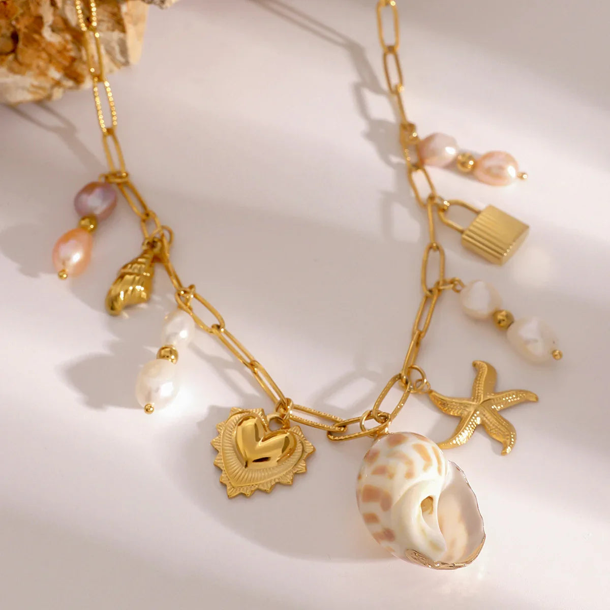 [Royal Vicky]Pacific Freshwater Pearl Necklace