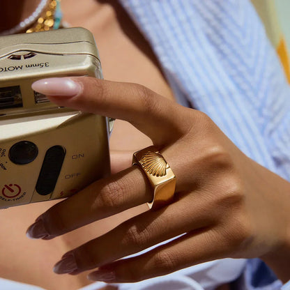 [Royal Vicky]Carlotta Geometric Shell Ring