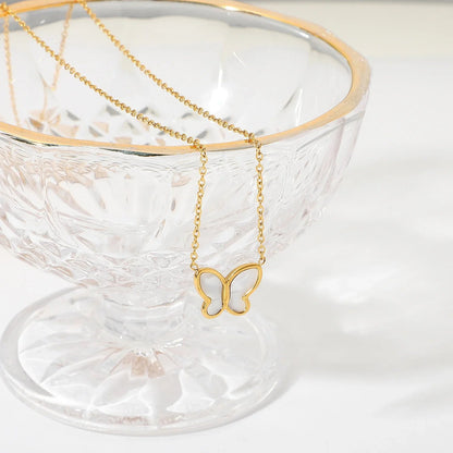[Royal Vicky]Flutterby Mother of Pearl Necklace