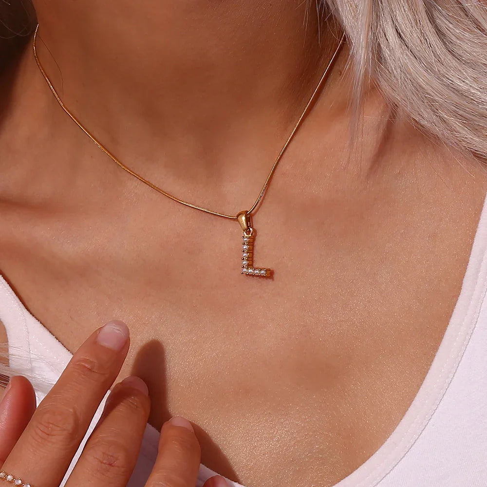 [Royal Vicky]Augustine Initial Letter Pearl Necklace