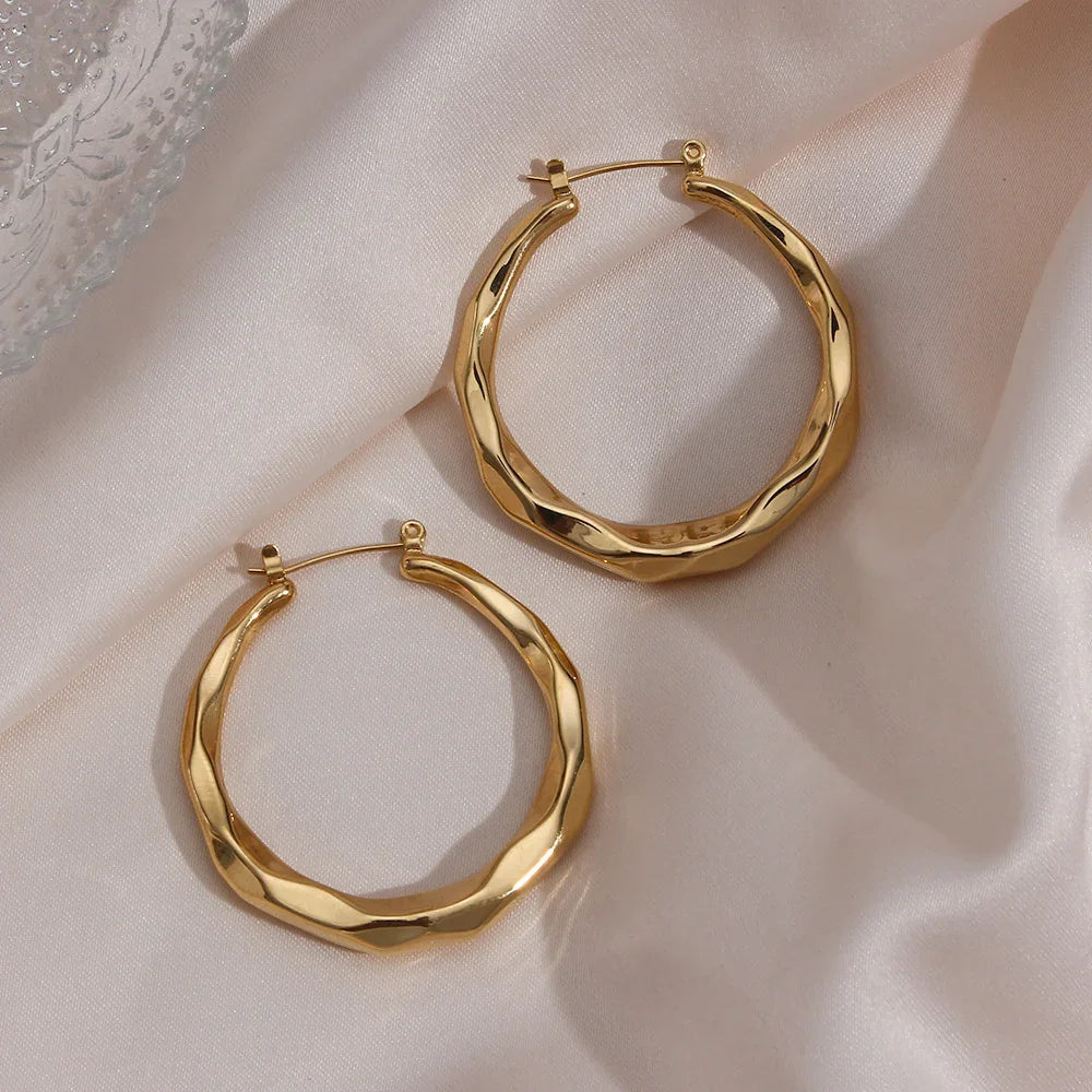 [Royal Vicky]Aire Hoop Earrings