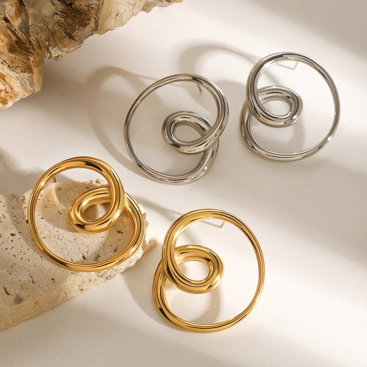 [Royal&Vicky]Angelique Golden Twist Ohrringe