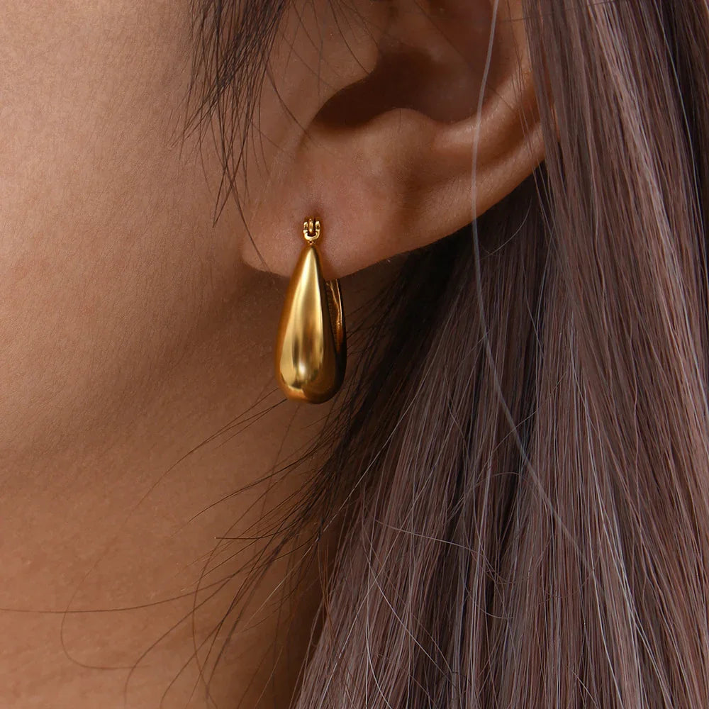 [Royal Vicky]Evie Hoop Earrings