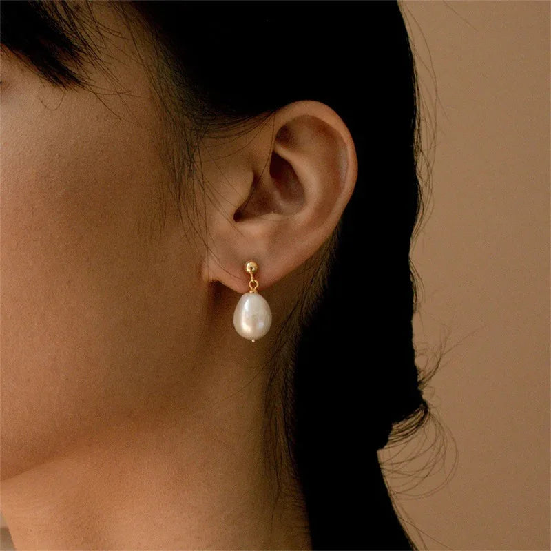 [Royal Vicky]Gloria Freshwater Pearl Earrings