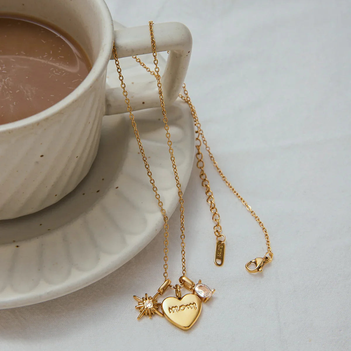 [Royal Vicky]A Mother's Appreciation Gold Locket