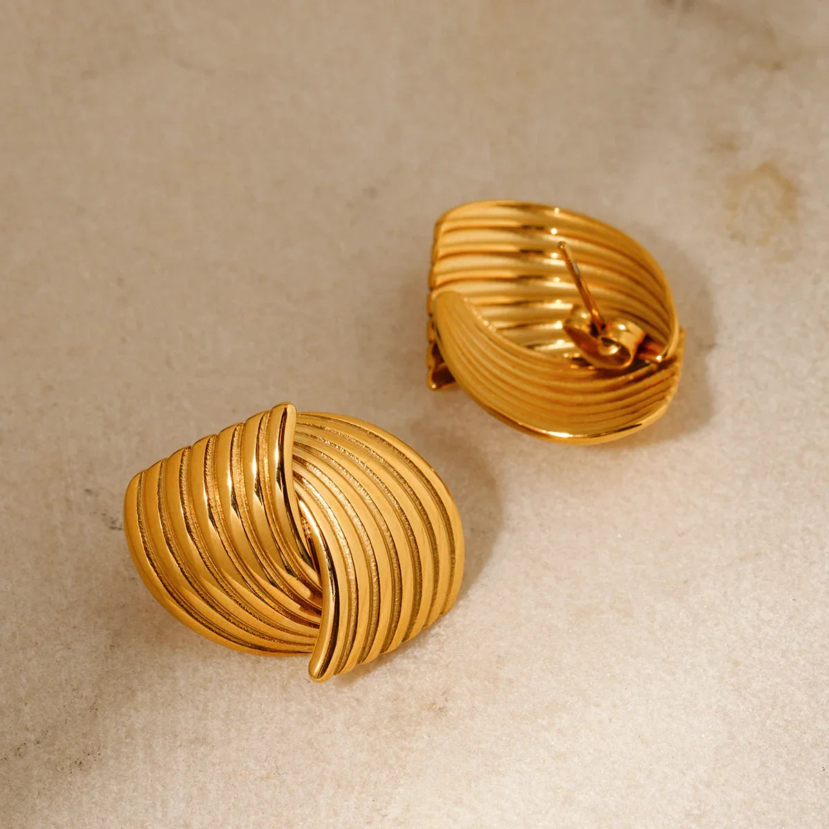 [Royal Vicky]Sonia Gold Earrings