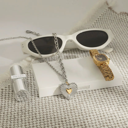[Royal Vicky]Judith Two Tone Heart Pendant