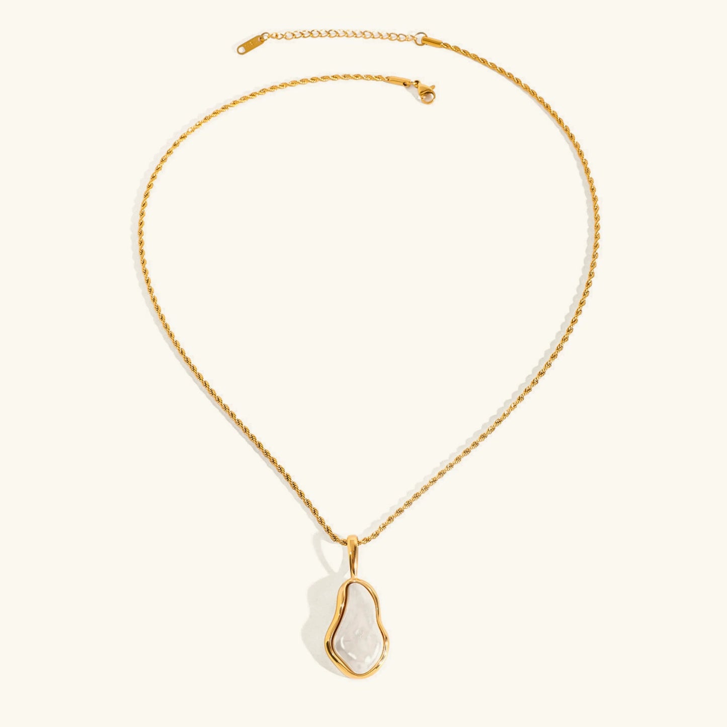 [Royal Vicky]Marjorie Freshwater Pearl Necklace