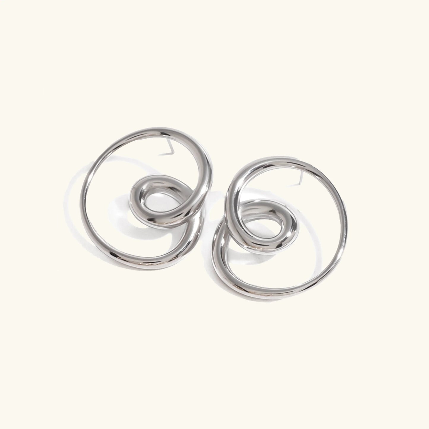 [Royal Vicky]Angelique Golden Twist Earrings