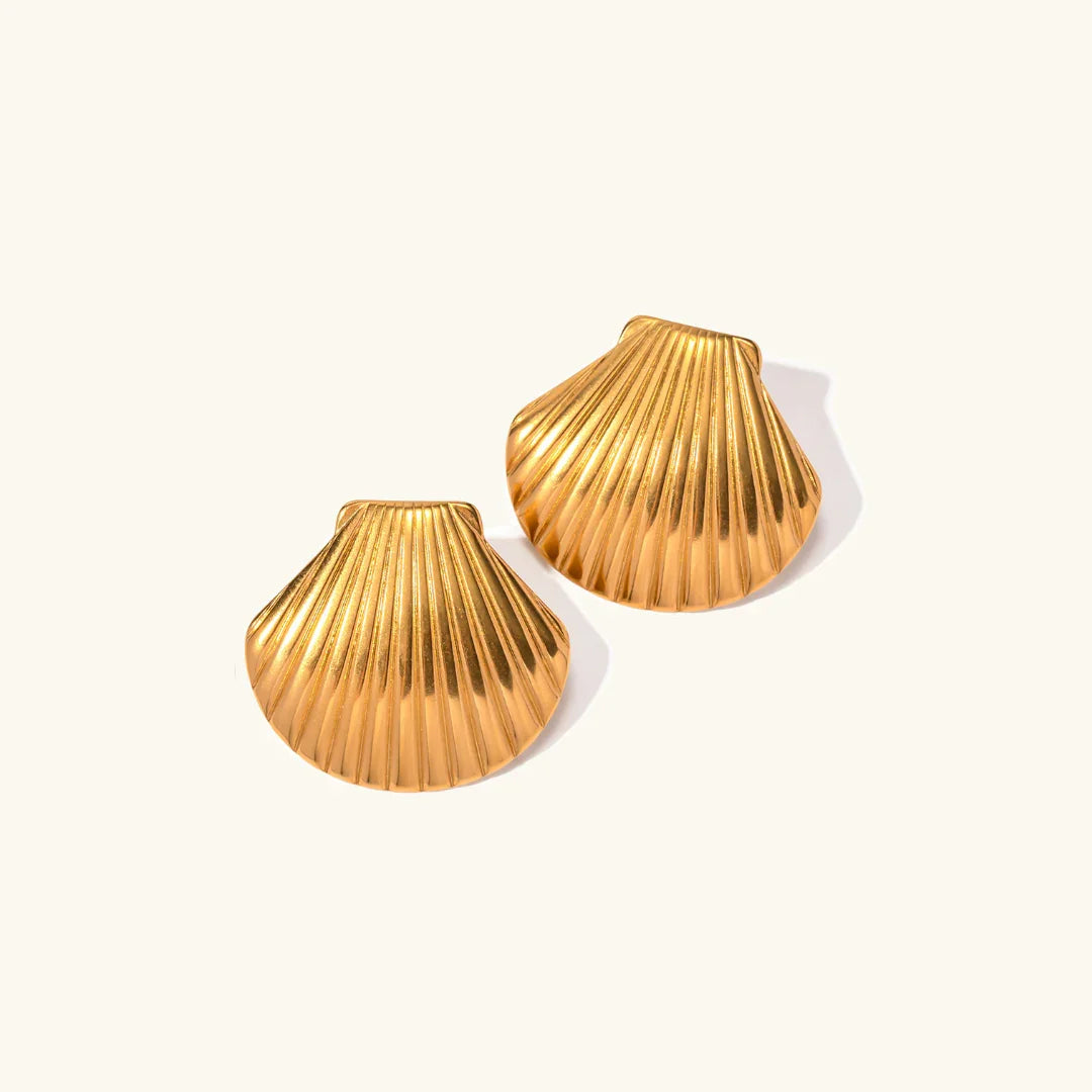 [Royal Vicky]Nicole Seashell Gold Earrings