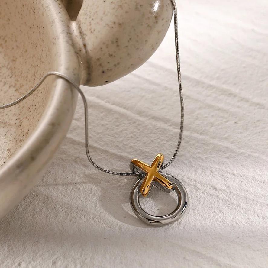 [Royal Vicky]Mirabelle Ring Knot Necklace