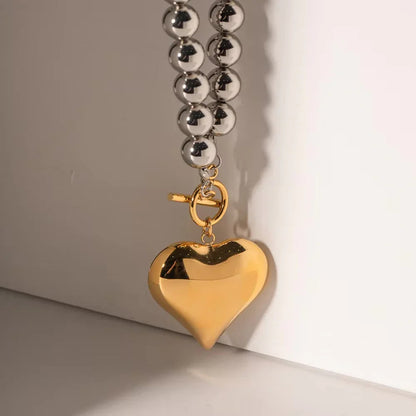 [Royal Vicky]Alicia Chunky Bead Heart Pendant
