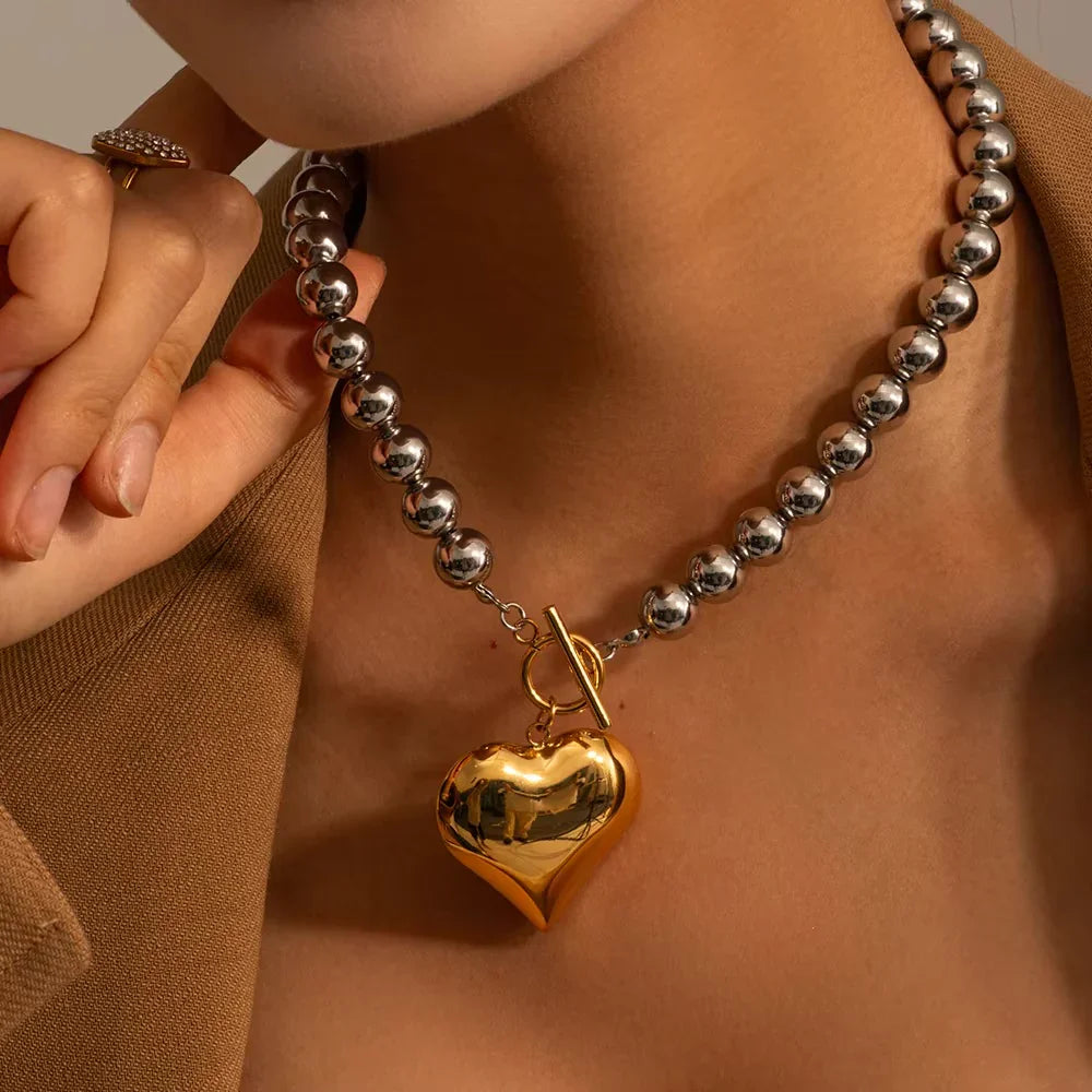[Royal Vicky]Alicia Chunky Bead Heart Pendant