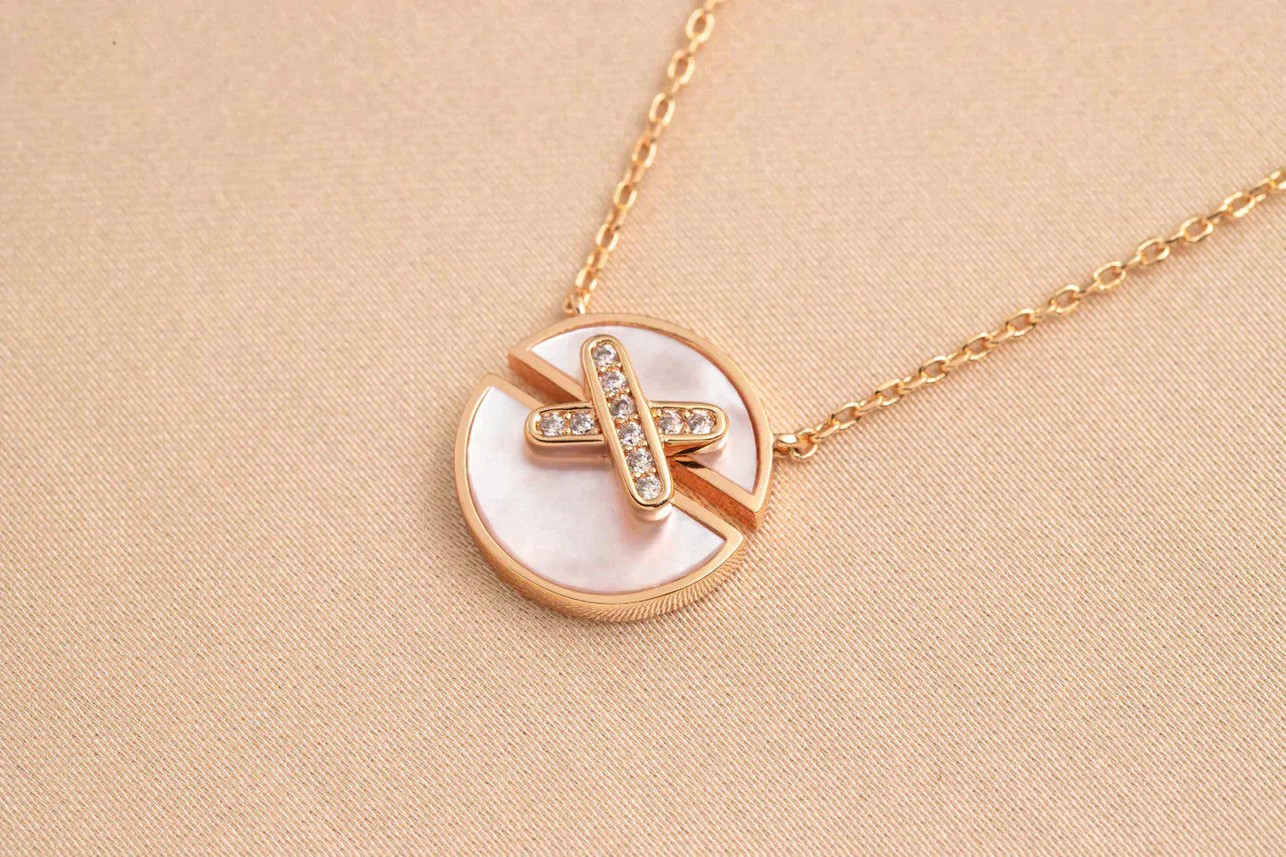 [Vicky]JEUX DE ROSÉGOLD DIAMANT-HALSKETTE