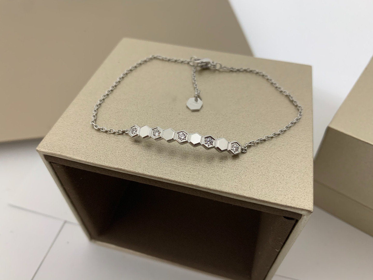 [Vicky]BEE LOVE BRACELET DIAMOND