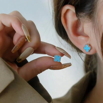 [Vicky]CLOVER MINI 9.5MM ONYX STUD EARRINGS SILVER