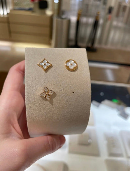 [Vicky] STERNENBLÜTEN-OHRSTECKER ROTGOLD DIAMANTEN