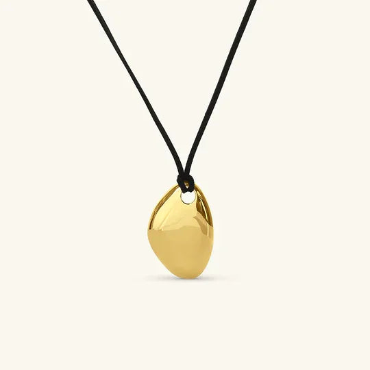 [Royal Vicky]Vionna Gold Pebble Pendant