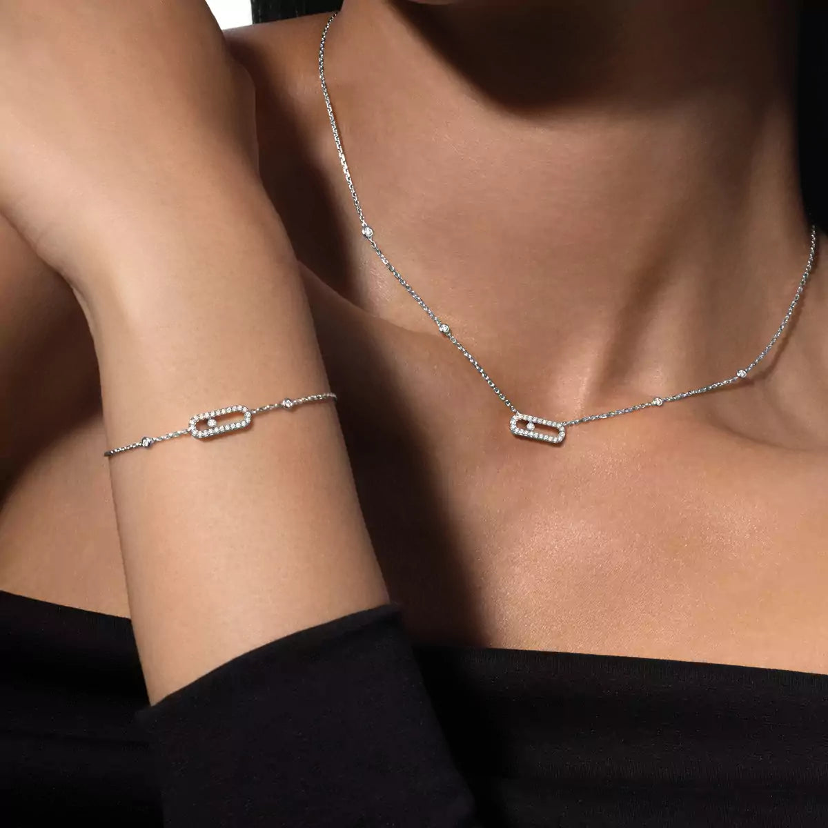 [Vicky]Move Uno Necklace