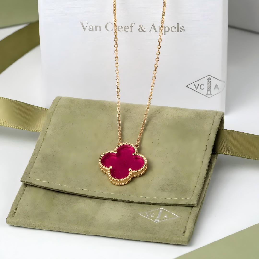 [Vicky] NEW CLOVER 15MM PINK ENAMEL NECKLACE