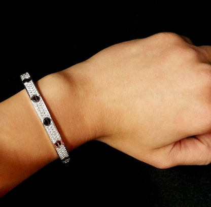 [Vicky] LIEBESARMBAND 6,1 MM DIAMANTBESAMT KERAMIK 