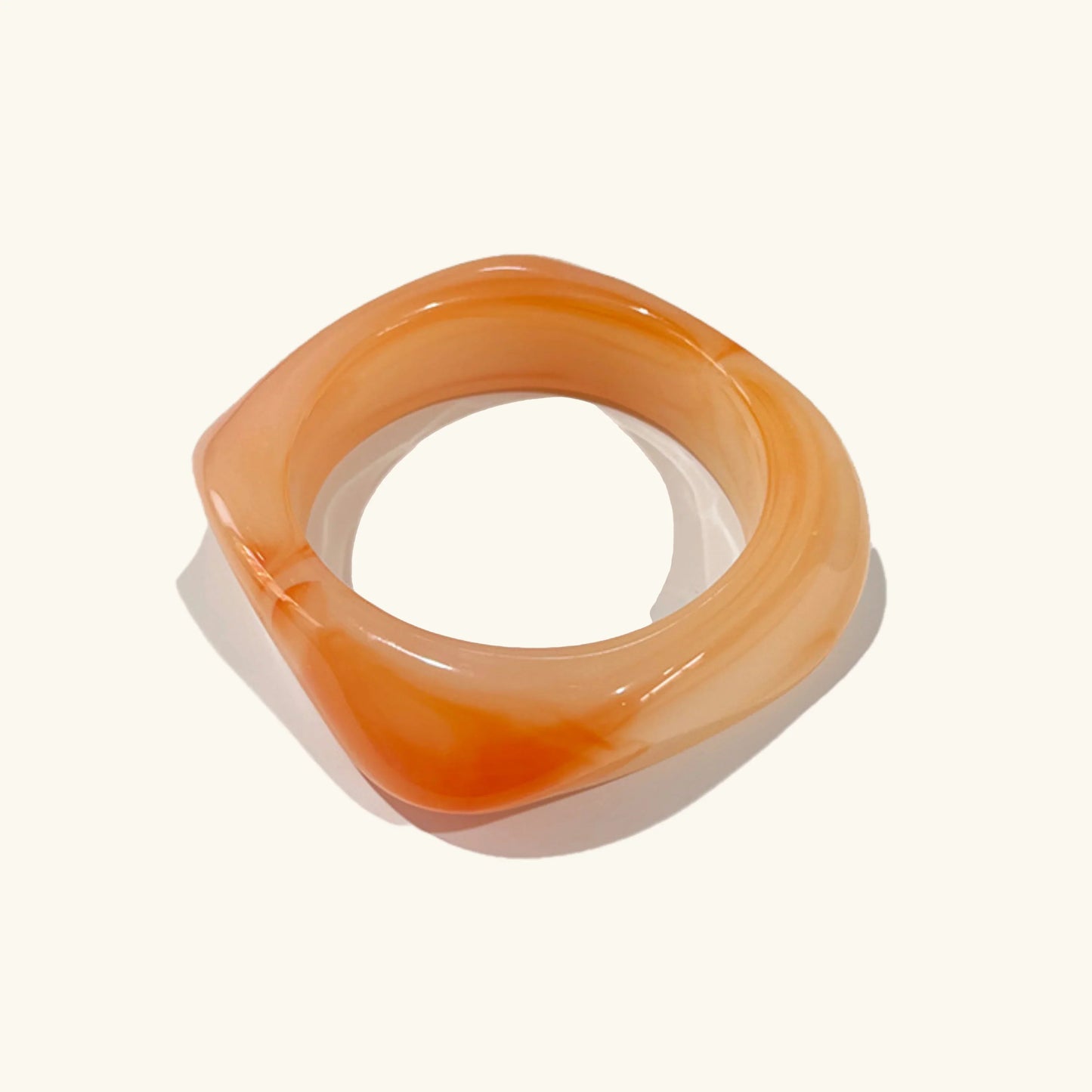[Royal Vicky]Avaria Acrylic Bangle
