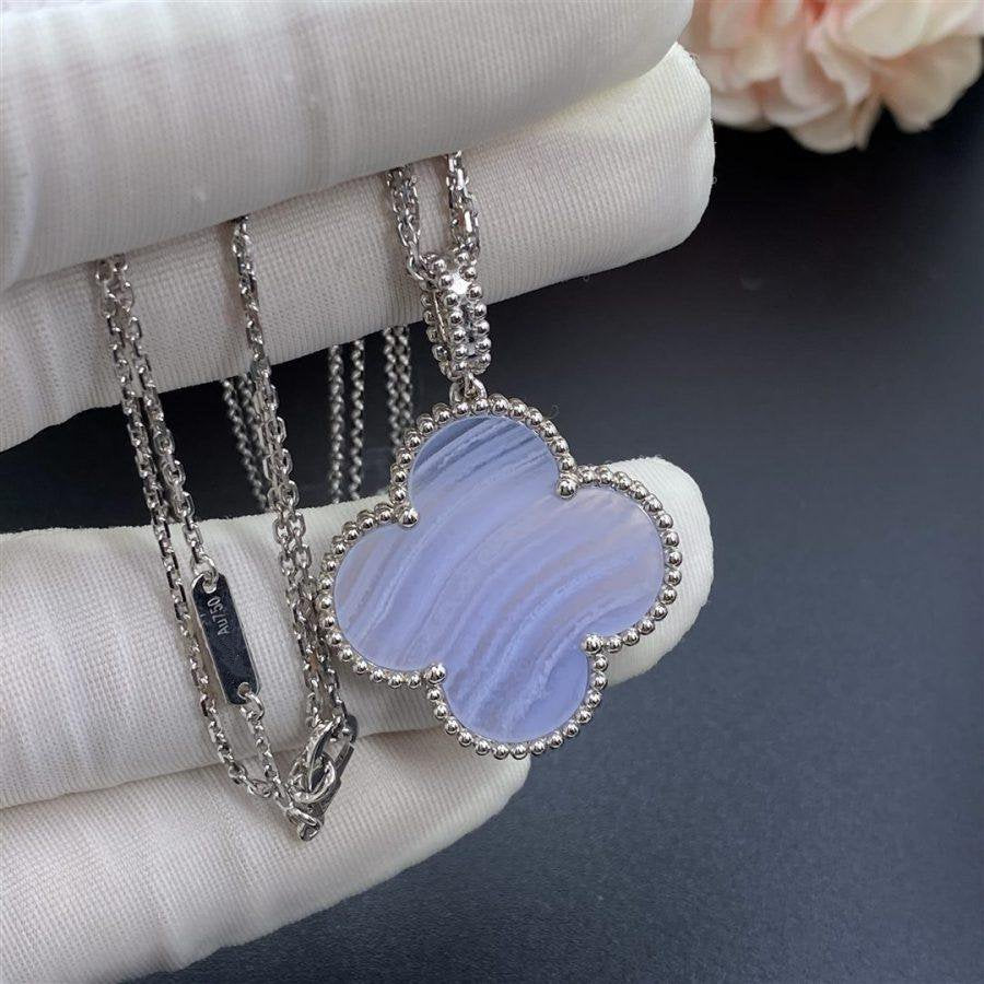 [Vicky]CLOVER SILVER CHALCEDONY BIG CLOVER NECKLACE