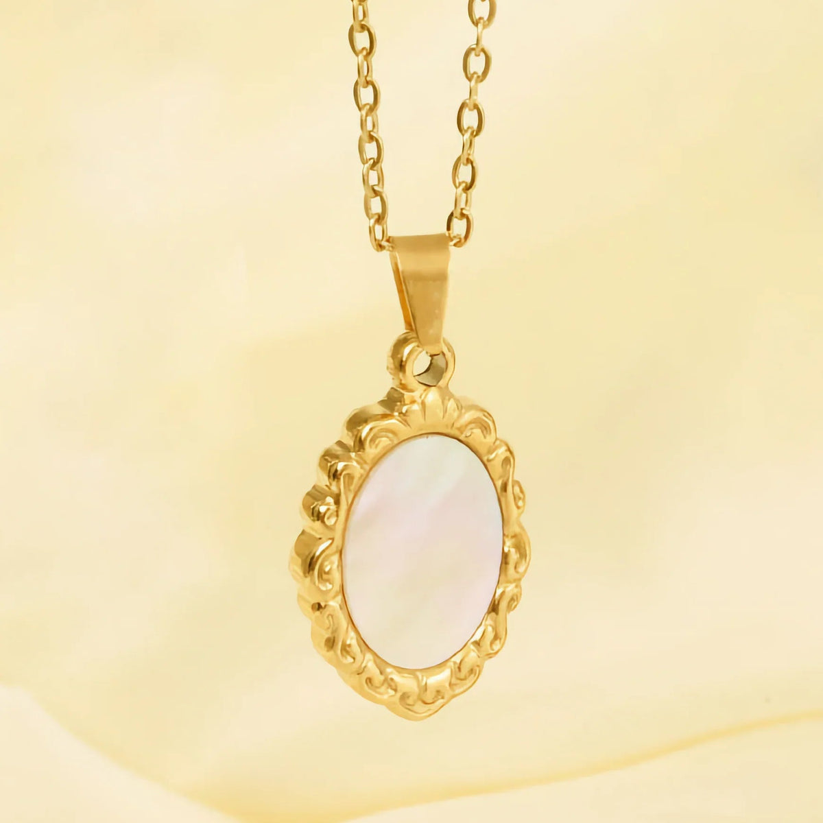 [Royal&Vicky]Roselle Vintage Perlmutt-Anhänger