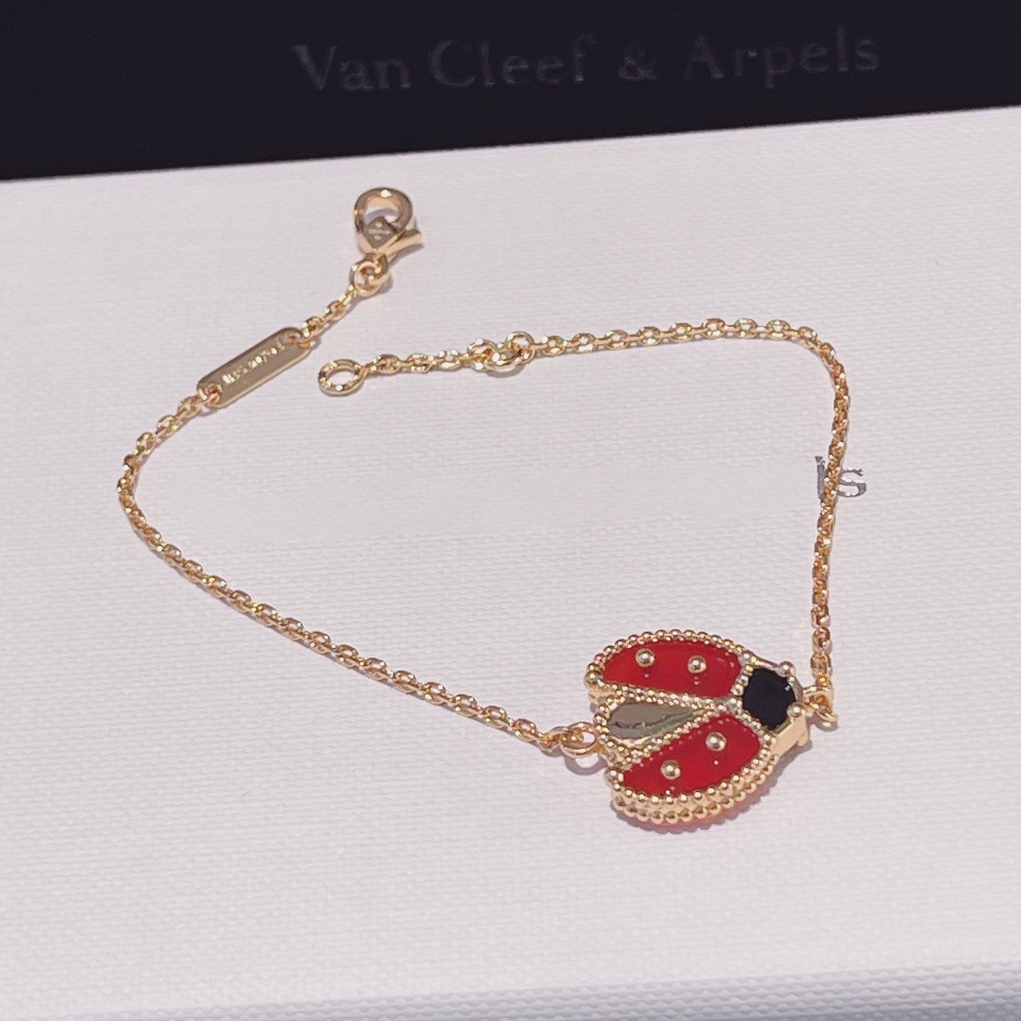 [Vicky]LUCKY SPRING 1 MOTIF PINK GOLD BRACELET