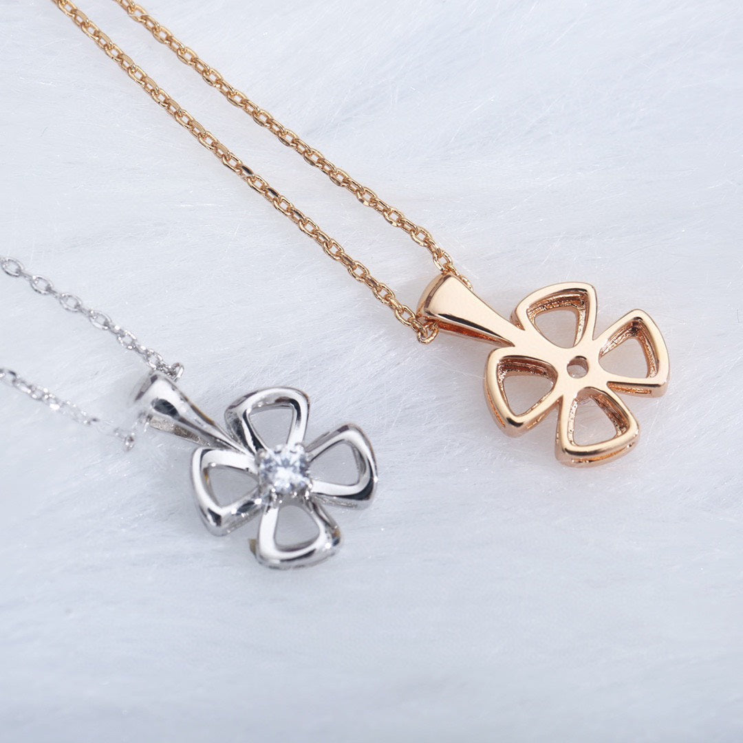 [Vicky]FIOREVER NECKLACE DIAMOND CENTER